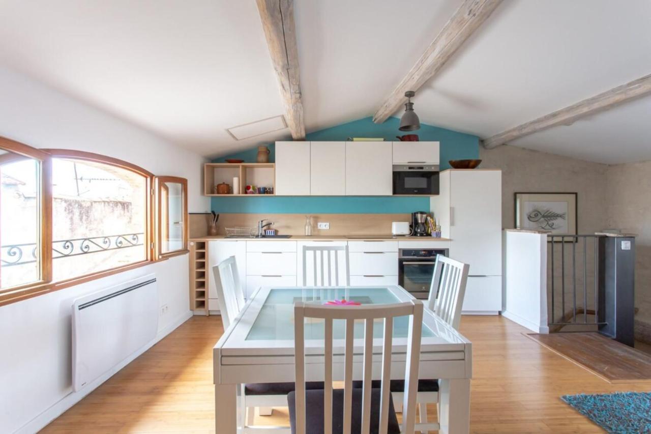 2-Star Apartment Close To Beaches And All Amenities อองทีบส์ ภายนอก รูปภาพ