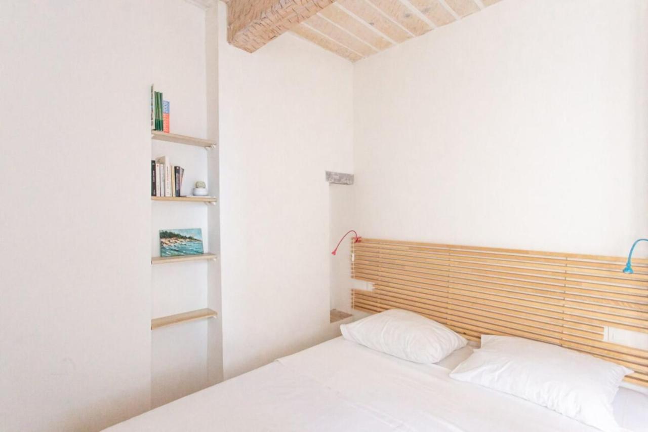 2-Star Apartment Close To Beaches And All Amenities อองทีบส์ ภายนอก รูปภาพ